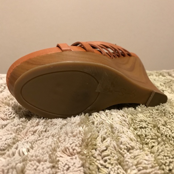 JESSICA SIMPSON Orange Platform Wedges 6.5 - Picture 5 of 5